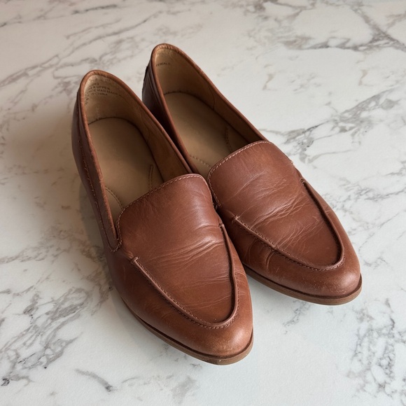 AEROSOLES Shoes - AEROSOLES Classic Tan Leather Loafers